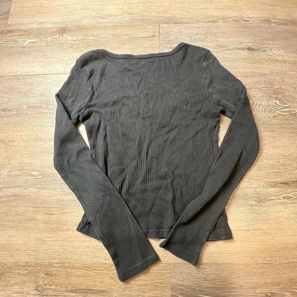 Aeropostale Ribbed Top Women M Black Seriously Soft Long Sleeve Rosette Coquette